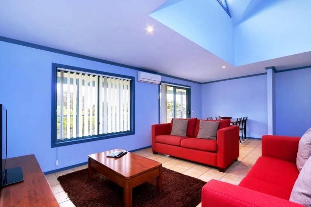 Phillip Island Off-Track Accommodation Cowes Exterior photo