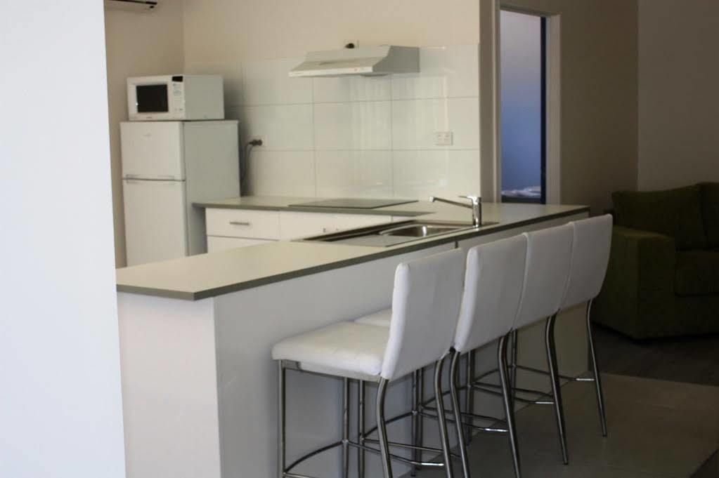 Phillip Island Off-Track Accommodation Cowes Exterior photo