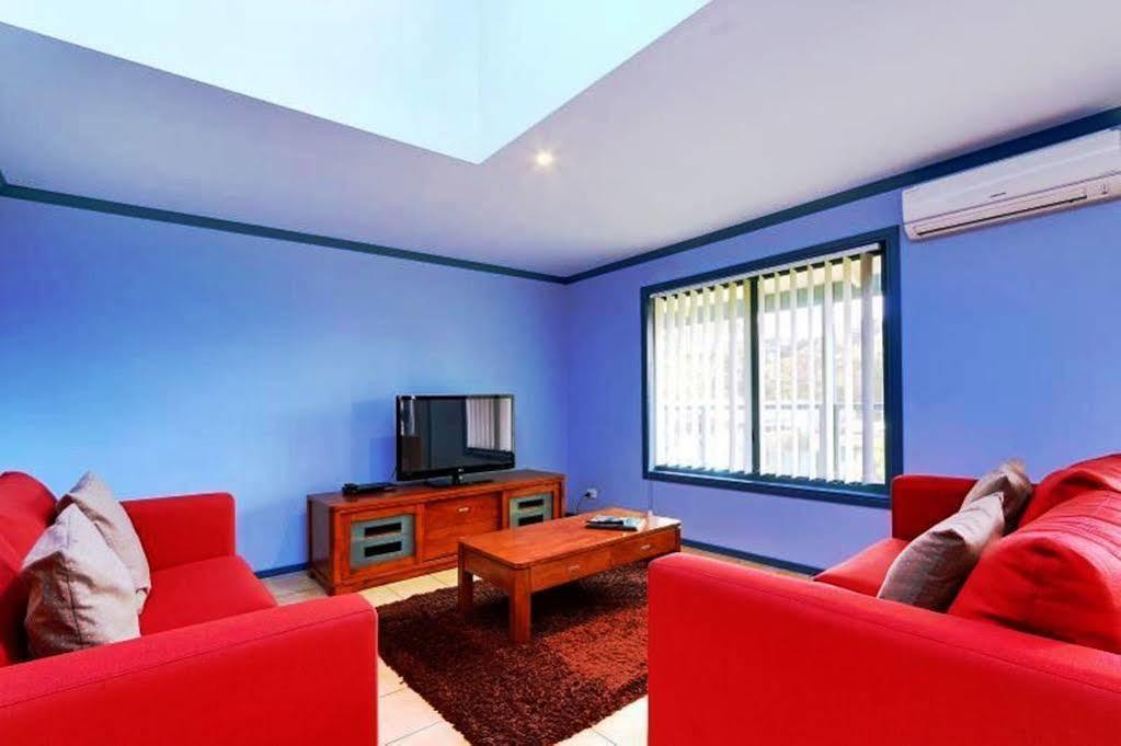 Phillip Island Off-Track Accommodation Cowes Exterior photo