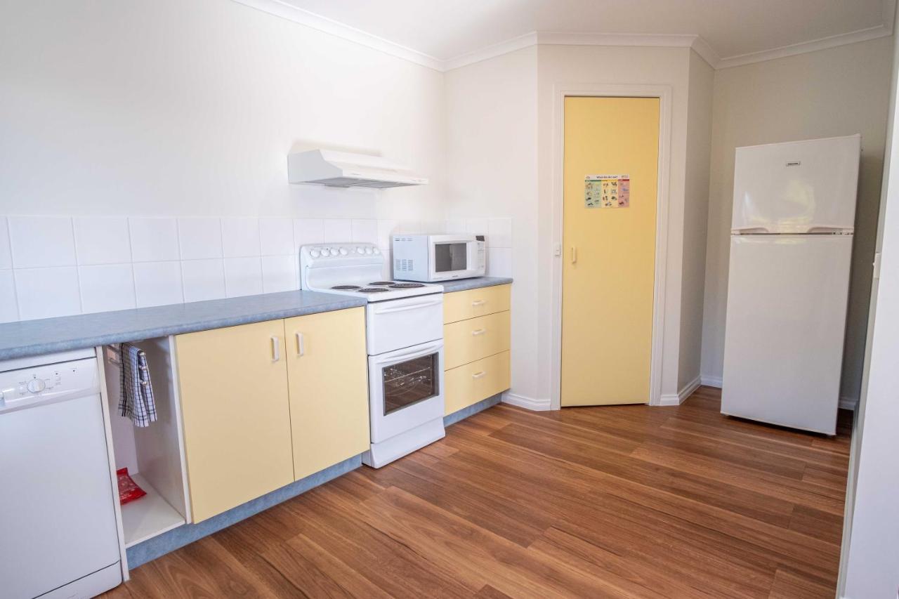 Phillip Island Off-Track Accommodation Cowes Exterior photo